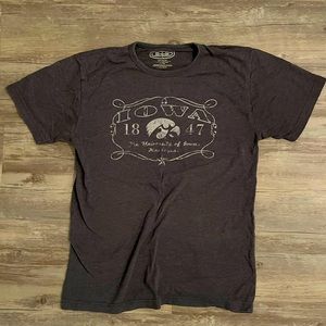 University of Iowa Hawkeyes collegiate rep tee shirt